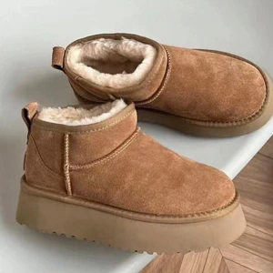 Uggs st 37 - Uggs, super bra skick. 