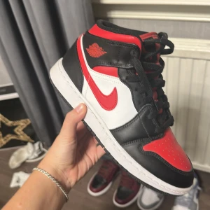 Air Jordan 1 - Fina jordans använda 2 gånger så de inte kommit till användning. De är i nyskick😊