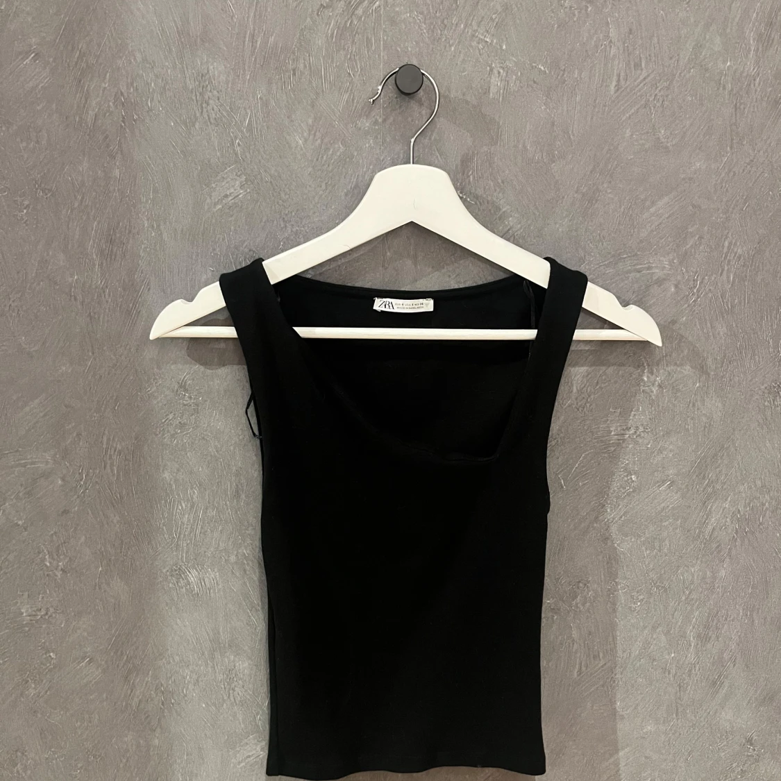 Svart linnetopp från Zara - 1