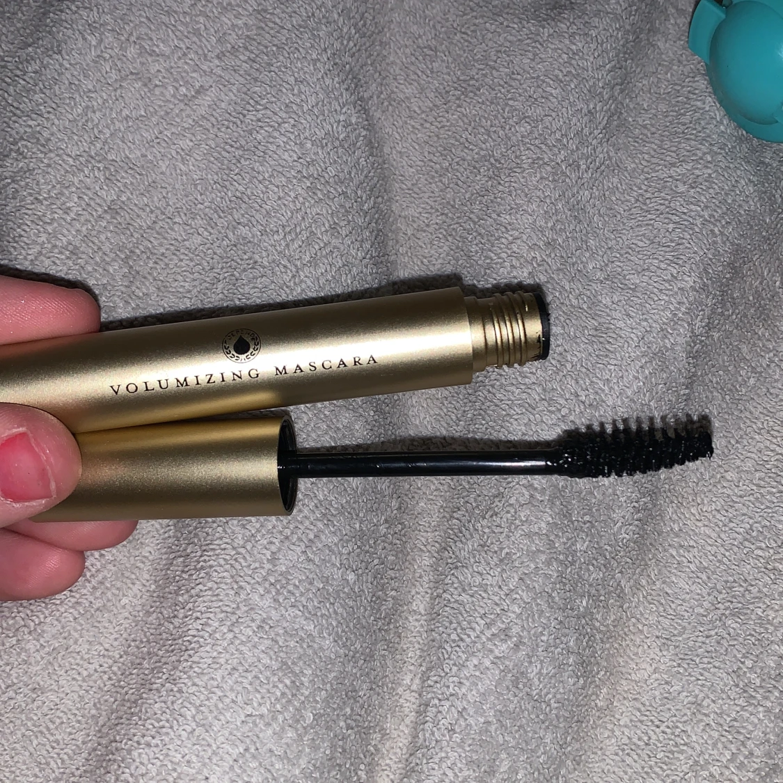 Mascara duo i rosa och guld. Använd 1 gång  - 1