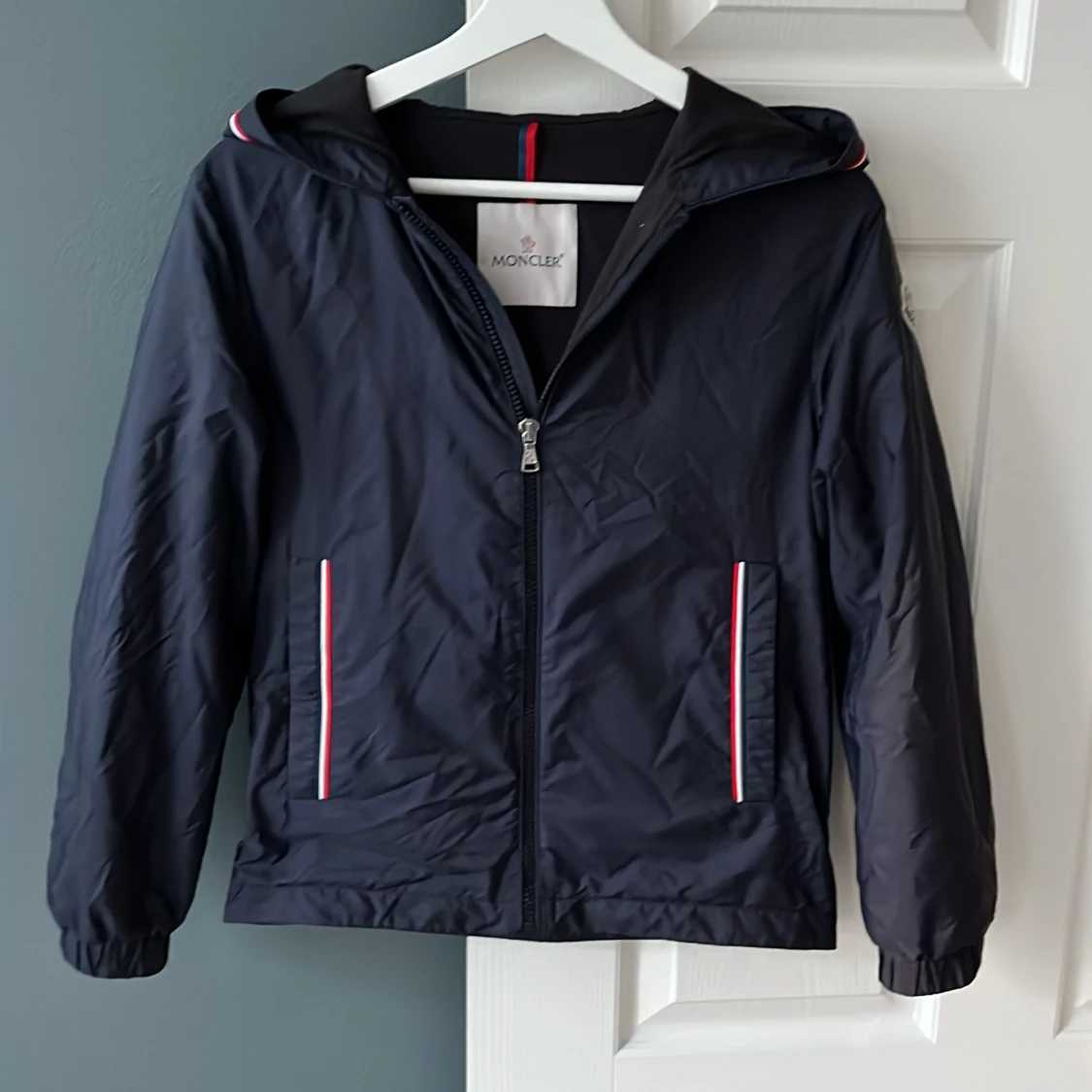 Mörkblå jacka från Moncler