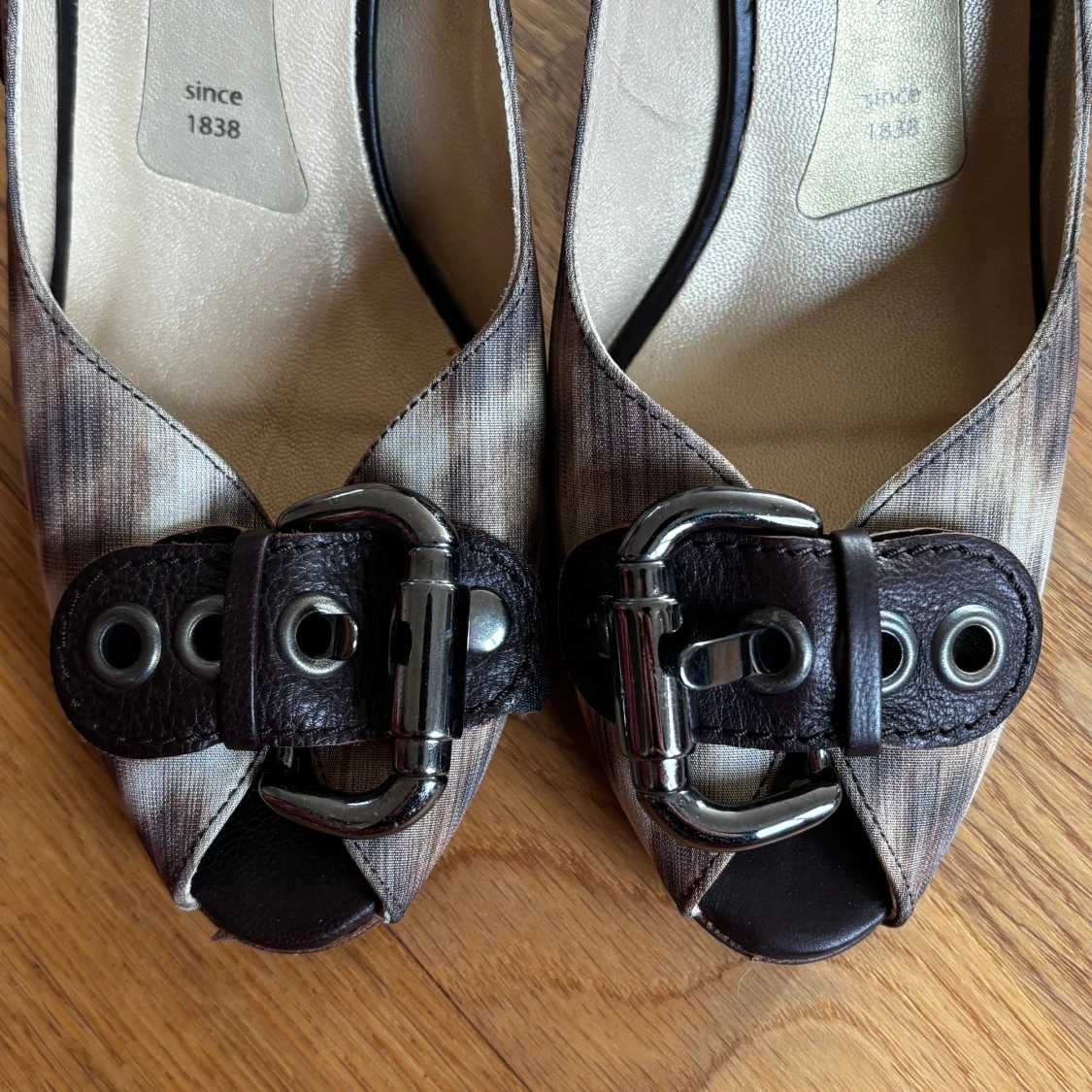 leopardmönstrad klackar från Peter Kaiser - 3