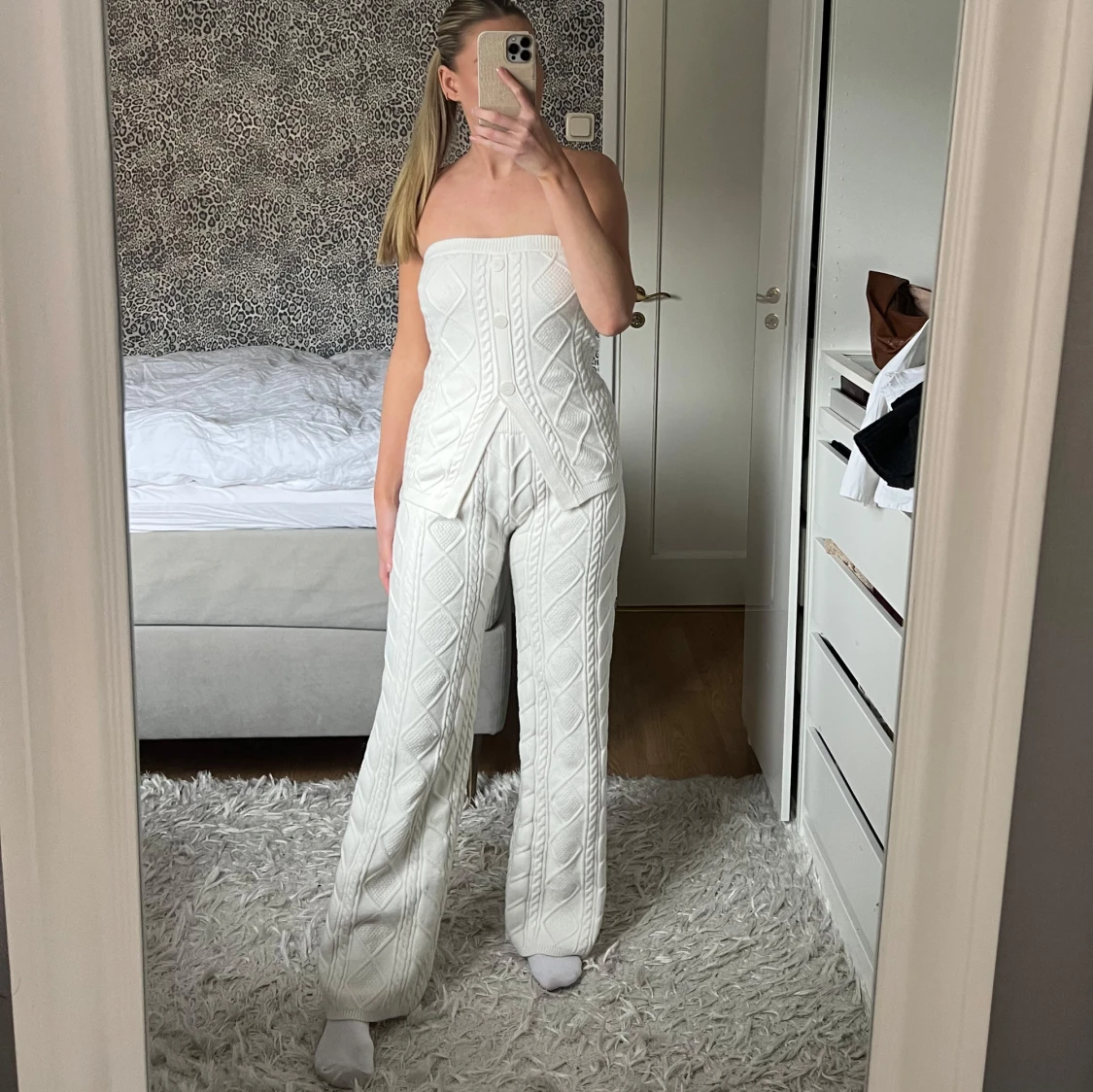 Vit stickad byxdress - 3