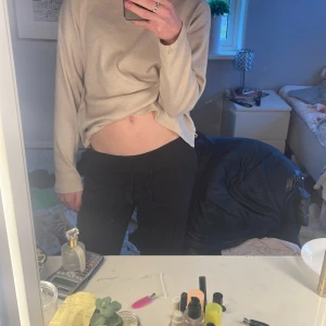 Linnebyxor  - Linne byxor i nytt skick från Gina i storlek 164💗