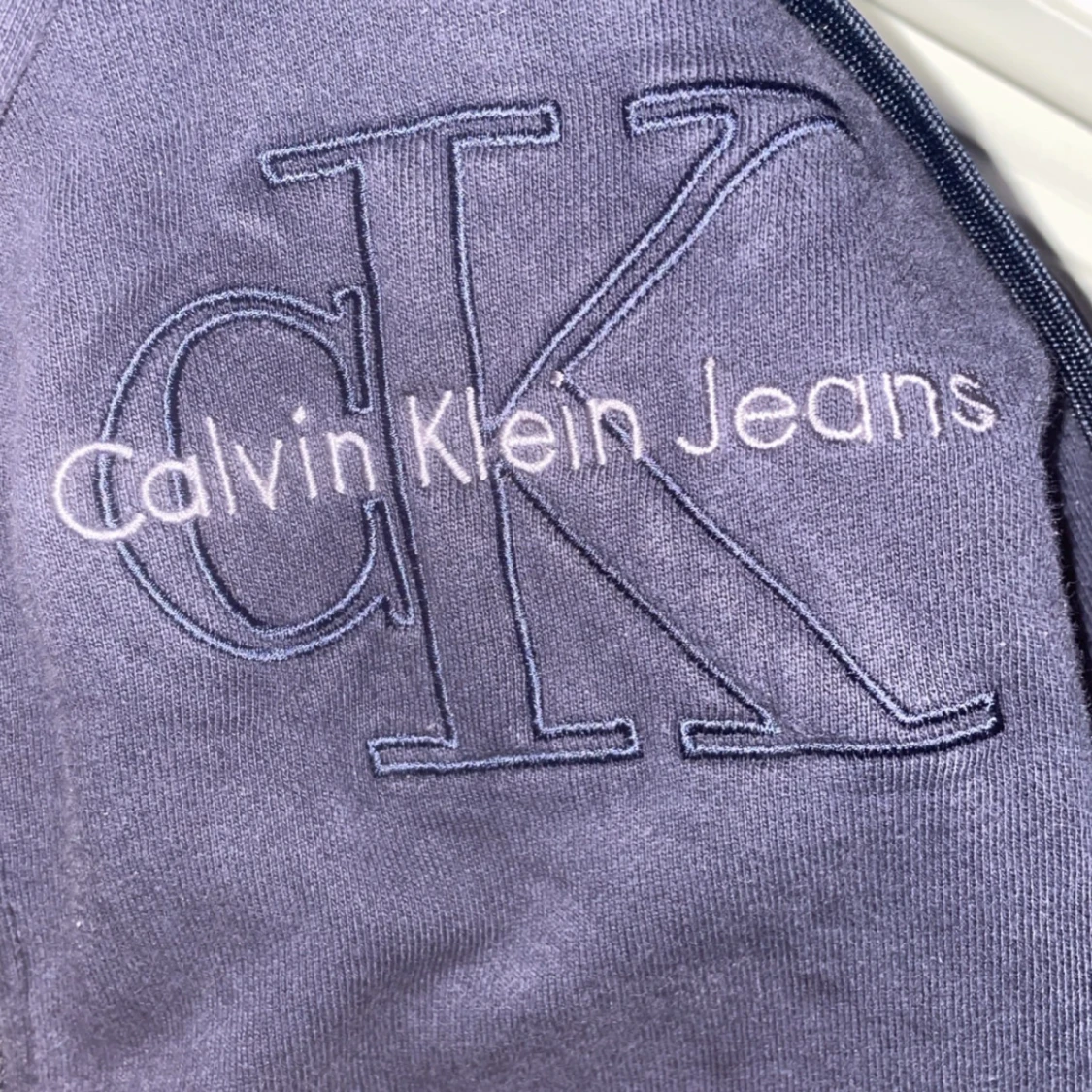  Calvin Klein tröja  - 1