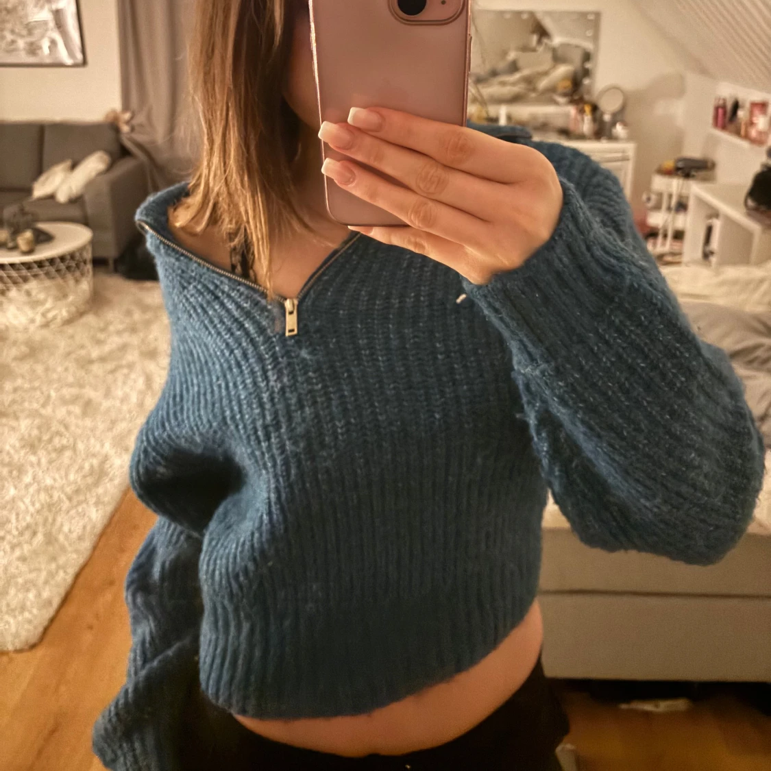 stickad croppad tröja med dragkedja - 1