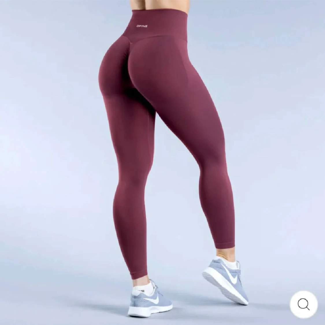 Vinröda leggings från DFYNE