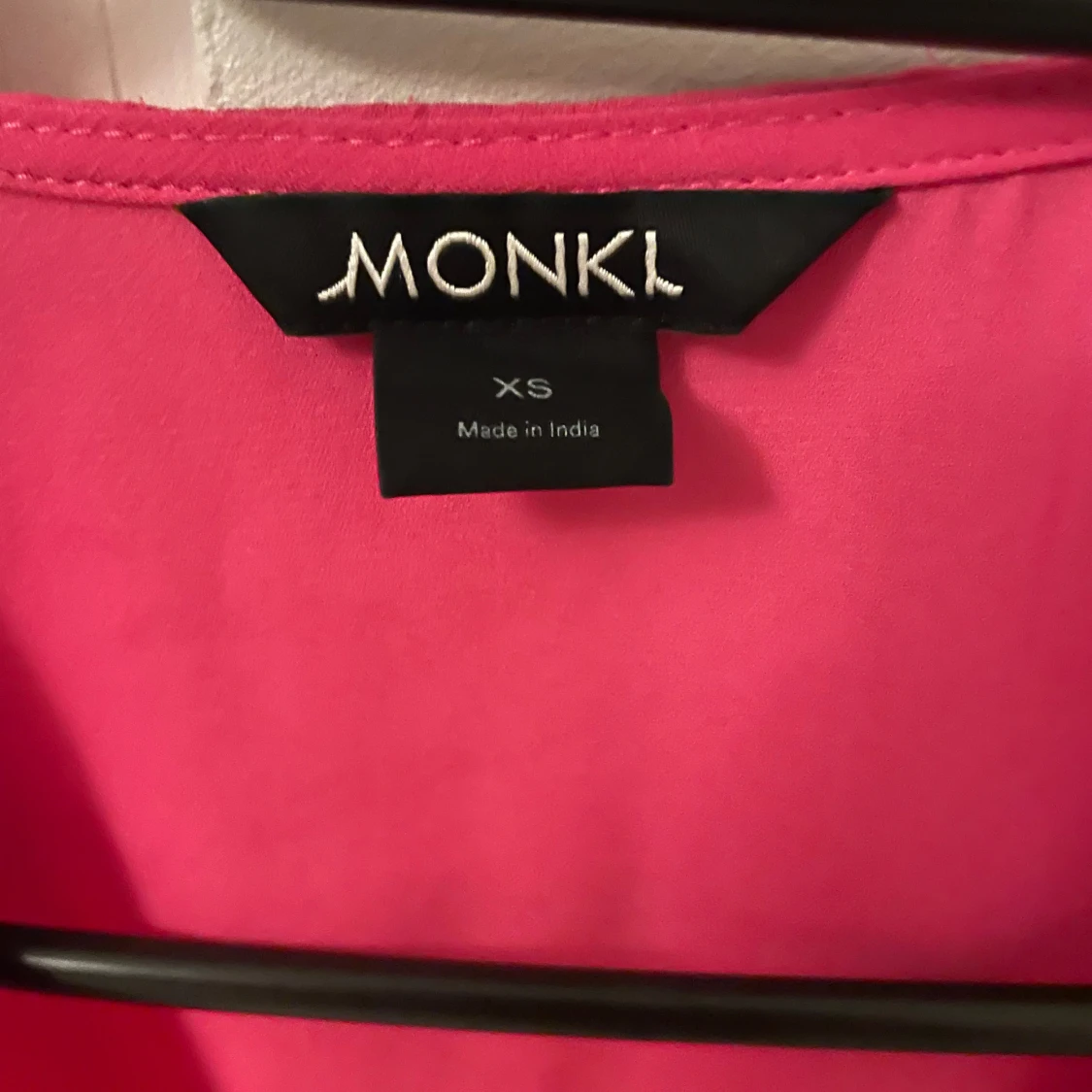 Rosa omlottopp från Monki - 92