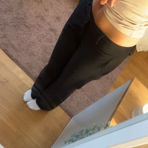 Kostymbyxor  - Kostymbyxor Alhoba label