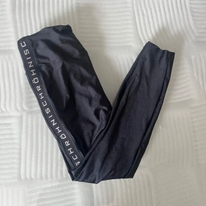 Träningstights - Svarta träningstights från Röhnisch i storlek S. Använda men i Mycket bra skick.