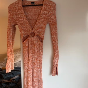 Gina tricot klänning - Storlek S Knappt använd 