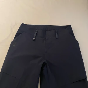 Qc byxor  - Säljer ett par snygga Qc byxor som jag köpt men aldrig haft någon användning av 😀