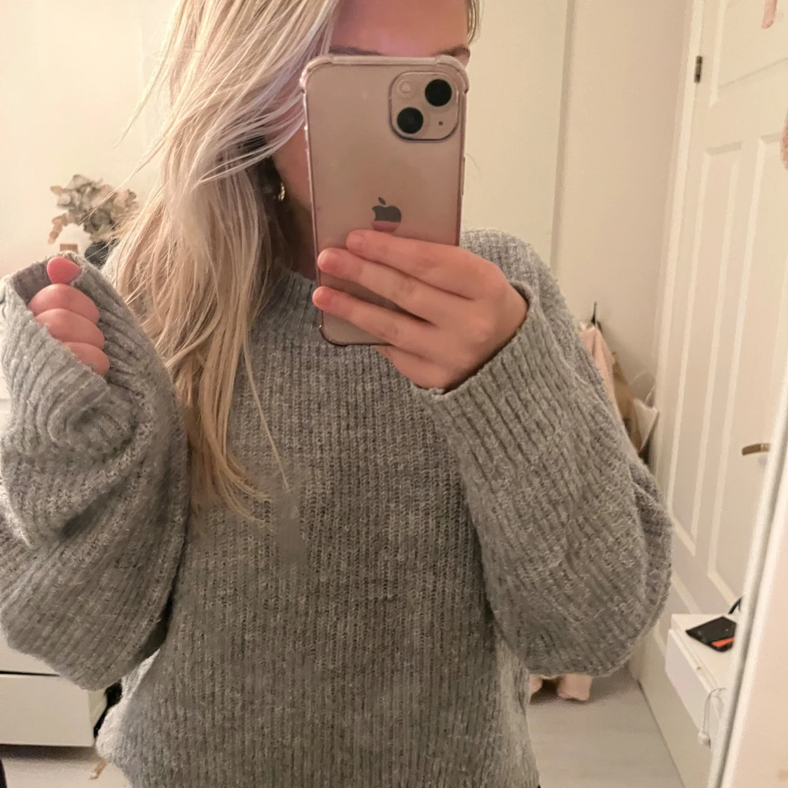 Snygg grå stickad tröja  - 90