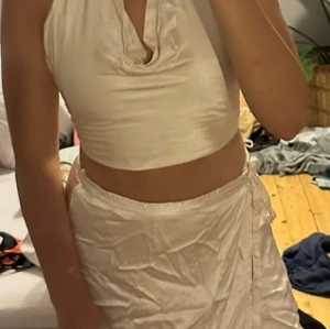 Champagne färgat set  - Endast tvättat 