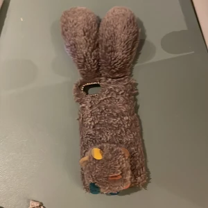 mobilskal iphone 8 - ett jättegulligt kaninskal för iphone 8