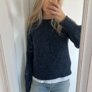 Stickad tröja  - Jättefin, bra skick!☺️☺️