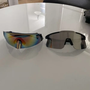 Solglasögon  - Sportiga glasögon nästa aldrig använda från Temu.