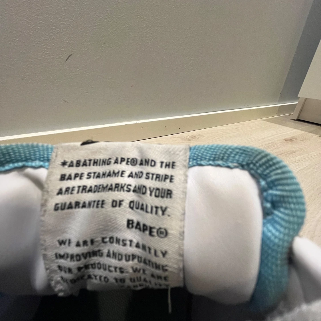 Blå och vita sneakers från Bape - 93