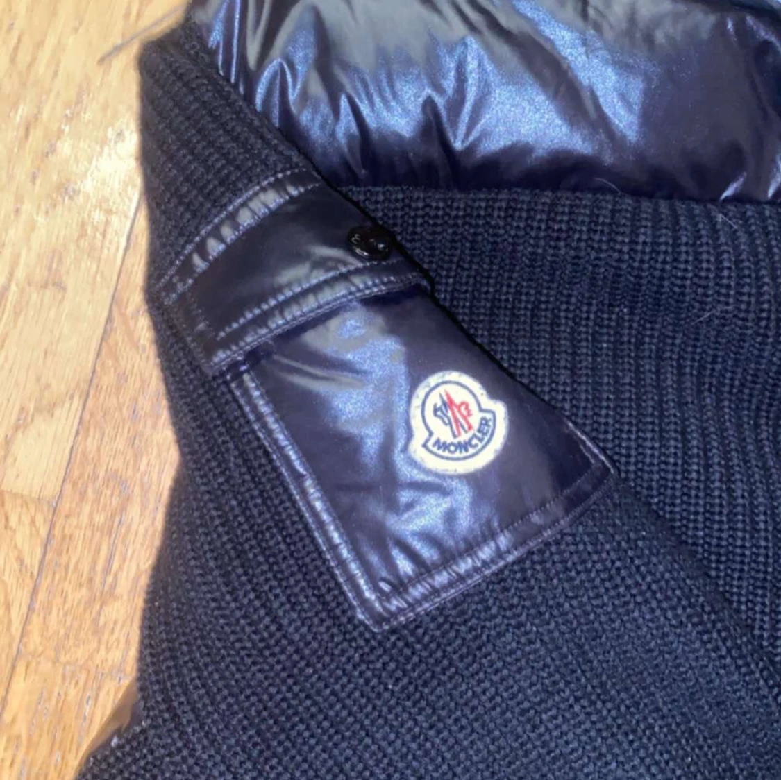 Svart dunjacka från Moncler - 92