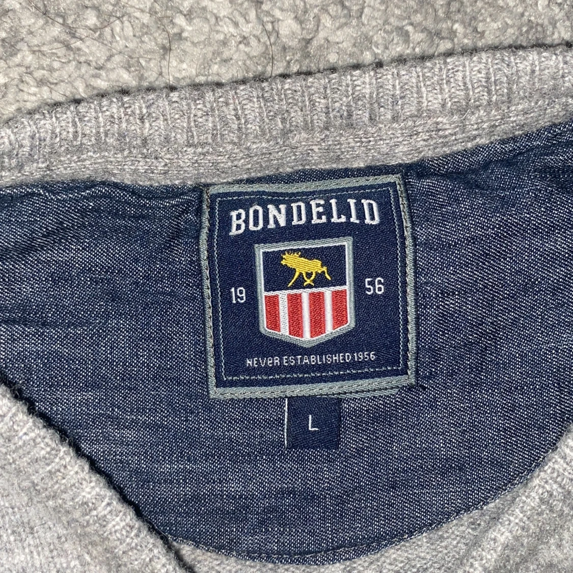 Grå tröja från Bondelid - 90