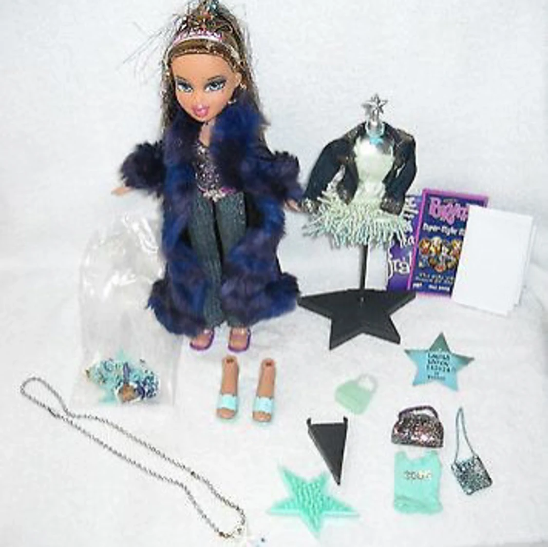 Bratz new years 2004 doll - 93