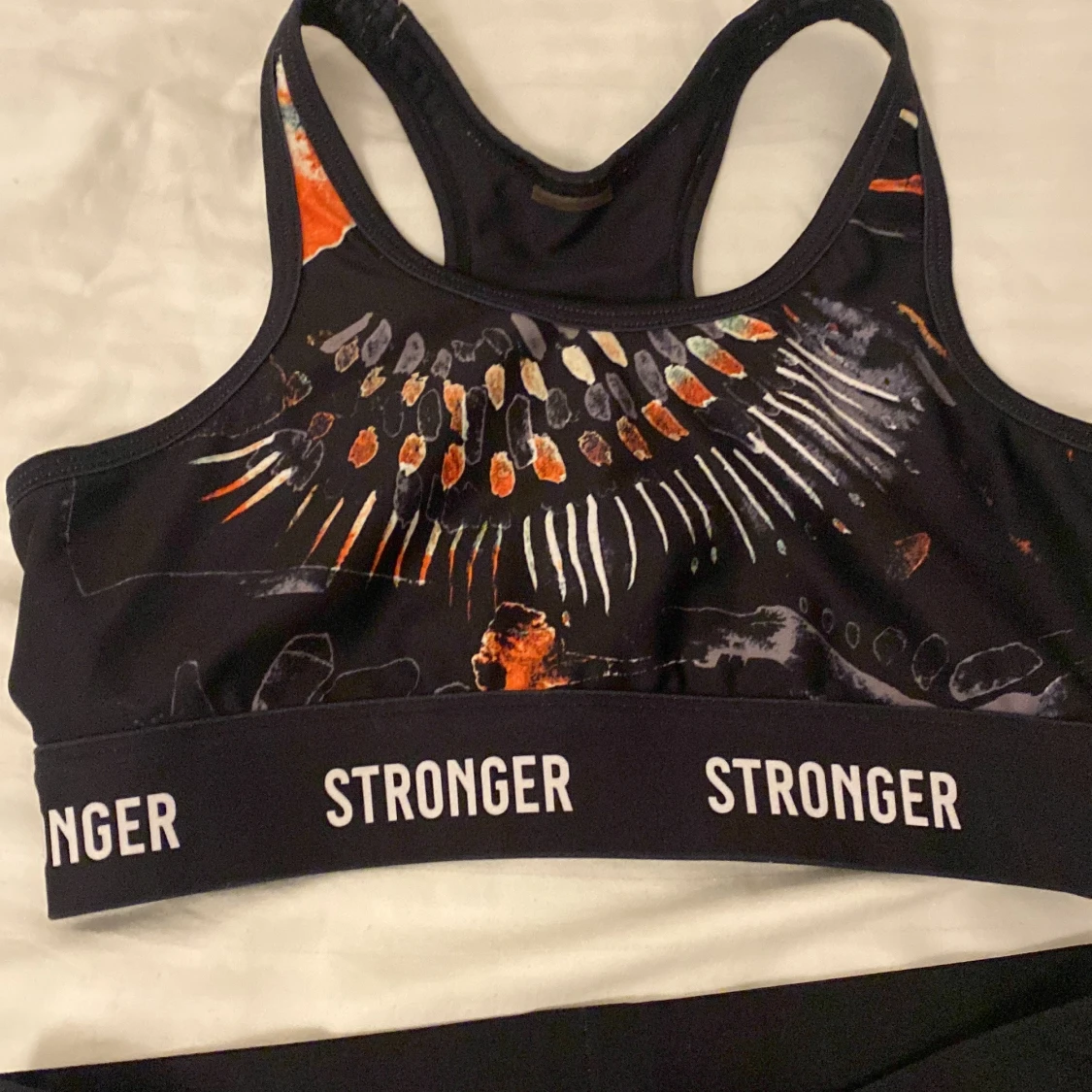 Svart träningsset från Stronger - 90