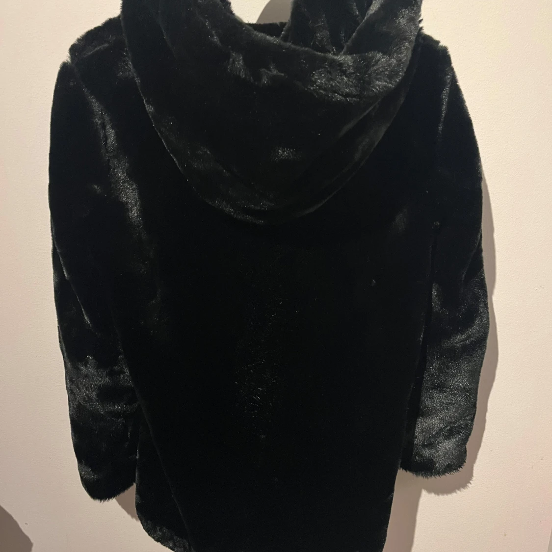 Svart pälsjacka från Zara - 93