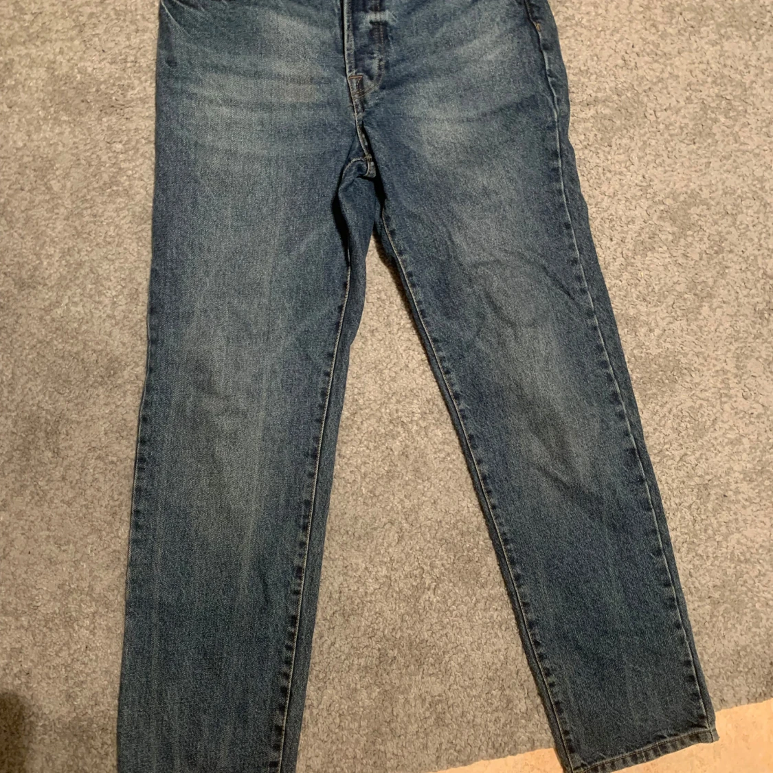 Blå jeansbyxor från märket Redefined Rebel  - 90