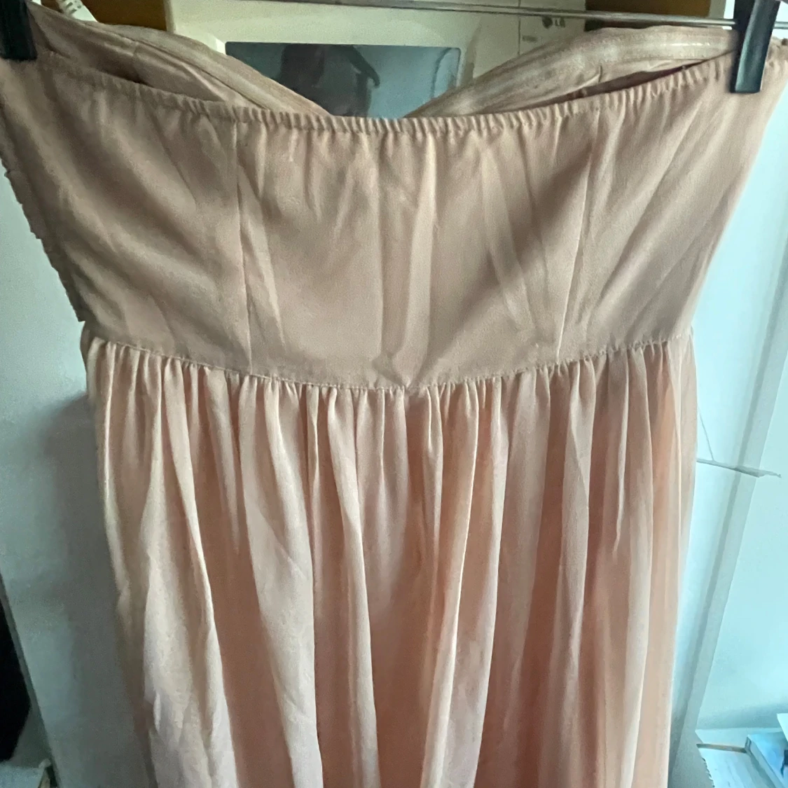 Aprikosrosa balklänning  - 91