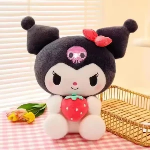 Kuromi med jordgubbe sanrio gosedjur - Kuromi med jordgubbe gosedjur från sanrio! 75kr + 22kr frakt, accepterar inte returer <3 