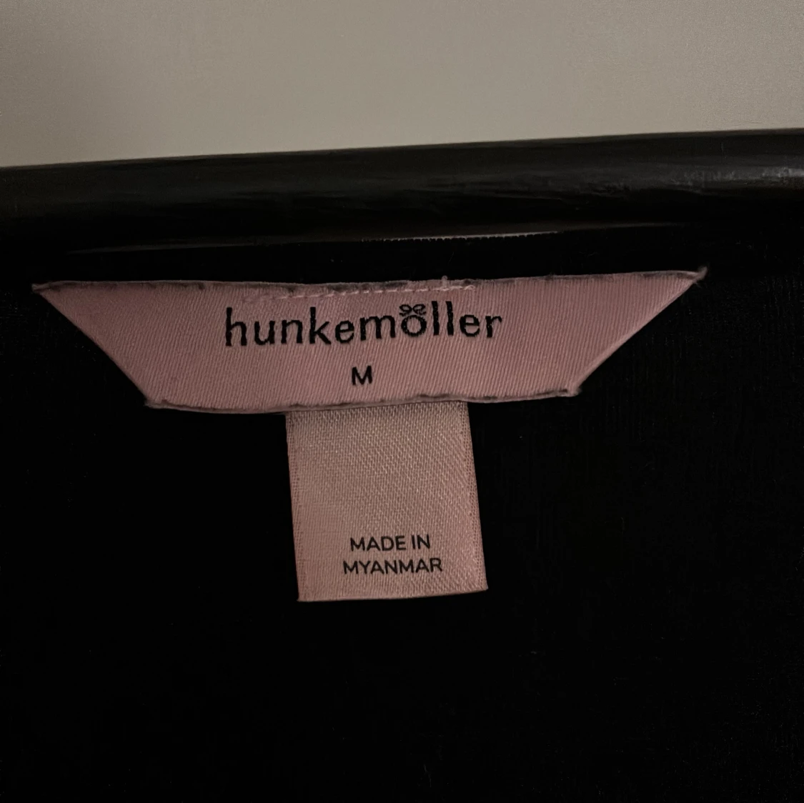 Svart långärmad topp från Hunkemöller - 90