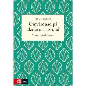 Vad innebär det egentligen att vara sjuksköterska? Den här boken ger vägledning för blivande och yrkesverksamma sjuksköterskor att forma sin yrkesidentitet och finna kärnan i sin profession. Anna Forsberg guidar läsaren i att reflektera över vad det innebär att ge omvårdnad på akademisk grundutifrån vetenskap, etik och praktik. Hon sätter detta i sitt sammanhang med hjälp av de sex kärnkompetenser som sjuksköterskan förväntas förvärva: personcentrerad vård, samverkan i team, evidensbaserad vård, kvalitetsutveckling, säker vård och informatik.I yrkesrollen krävs inte bara kliniska färdigheter utan även drivkraft, mod att ta ansvar och förmåga att sätta patienternas bästa främst. Teoretiska avsnitt varvas med kliniskt verksamma sjuksköterskors tankar kring sin profession och sitt ansvar i mötet med patienterna.Boken vänder sig till sjuksköterskestuderande på såväl grundläggande som avancerad nivå samt till alla sjuksköterskorsom vill växa och utvecklas.Aktivera din kod till lärarhandledningen här. (Koden hittar du på insidan av bokens pärm)Tidigare publicerad litteratur som beskriver det akademiska ämnet omvårdnad är inte sällan teoretisk och mer eller mindre omvårdnadsfilosofisk. I Omvårdnad på akademisk grund har Anna Forsberg /.../ skapat en lätt greppbar teoretisk beskrivning av omvårdnad applicerad i ett praktiskt sammanhang.  Ulf Nilsson, BTJ-häftet nr 20, 2016    Format Flexband   Omfång 176 sidor   Språk Svenska   Förlag Natur & Kultur Akademisk   Utgivningsdatum 2016-07-02   Medverkande Niklas Lindblad   Medverkande Maria Svedberg   ISBN 9789127141469  