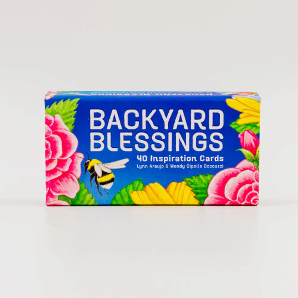 BackyardBlessings invites you to step outside, observe, and appreciate all the amazing little creatures around you. Most of the insects and animals in this deck are friendly and helpful. Others add moments of beauty and mindfulness to our day. Each of these 40 delightful garden companions has a message of wisdom or ablessingto share. Just choose a card and discover inspiration in your ownbackyard.. Böcker.