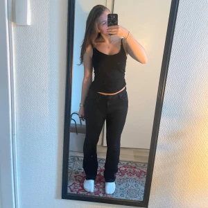 Lee jeans  - Jätte fina lågmidjade jeans från lee. Vinted så modellen finns inte kvar längre💞