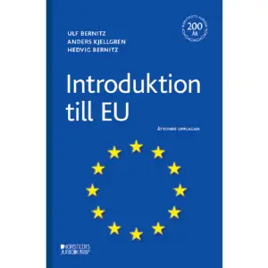 Sverige har varit med i EU i snart trettio år men många frågar sig nog vad medlemskapet egentligen innebär. Stämmer det att medlemsländerna alltid måste göra som Bryssel bestämmer? Hur mycket inflytande har ett mindre land som Sverige? Och kommer EU snart att bli ännu större? Denna bok, nu i färsk och uppdaterad ny upplaga, är en aktuell och lättillgänglig framställning om EU utifrån ett svenskt perspektiv. Den behandlar bland annat:• hur EU kommit till• hur unionen styrs• hur maktstruktur och regelverk ser utSärskild tonvikt ligger på viktiga och centrala områden som den inre marknaden och de fyra friheterna, euron, konkurrensen, det utrikes- och säkerhetspolitiska samarbetet samt medborgarnas ställning och rättigheter. Även övergripande frågor som ”Vart går EU?” behandlas.Boken riktar sig både till den intresserade och till den som behöver veta mer om EU för sitt arbete. Den är lämplig för högskoleutbildningar där det finns behov av en grundläggande orientering om EU och passar även för fördjupade gymnasiestudier. Denna upplaga har uppdaterats bland annat med hänsyn till de senaste årens snabba utveckling, inte minst de olika kriser som ställt, och alltjämt ställer, EU inför stora utmaningar.    Format Häftad   Omfång 169 sidor   Språk Svenska   Förlag Norstedts Juridik   Utgivningsdatum 2023-12-18   Medverkande Anders Kjellgren   Medverkande Hedvig Bernitz   ISBN 9789139028468  