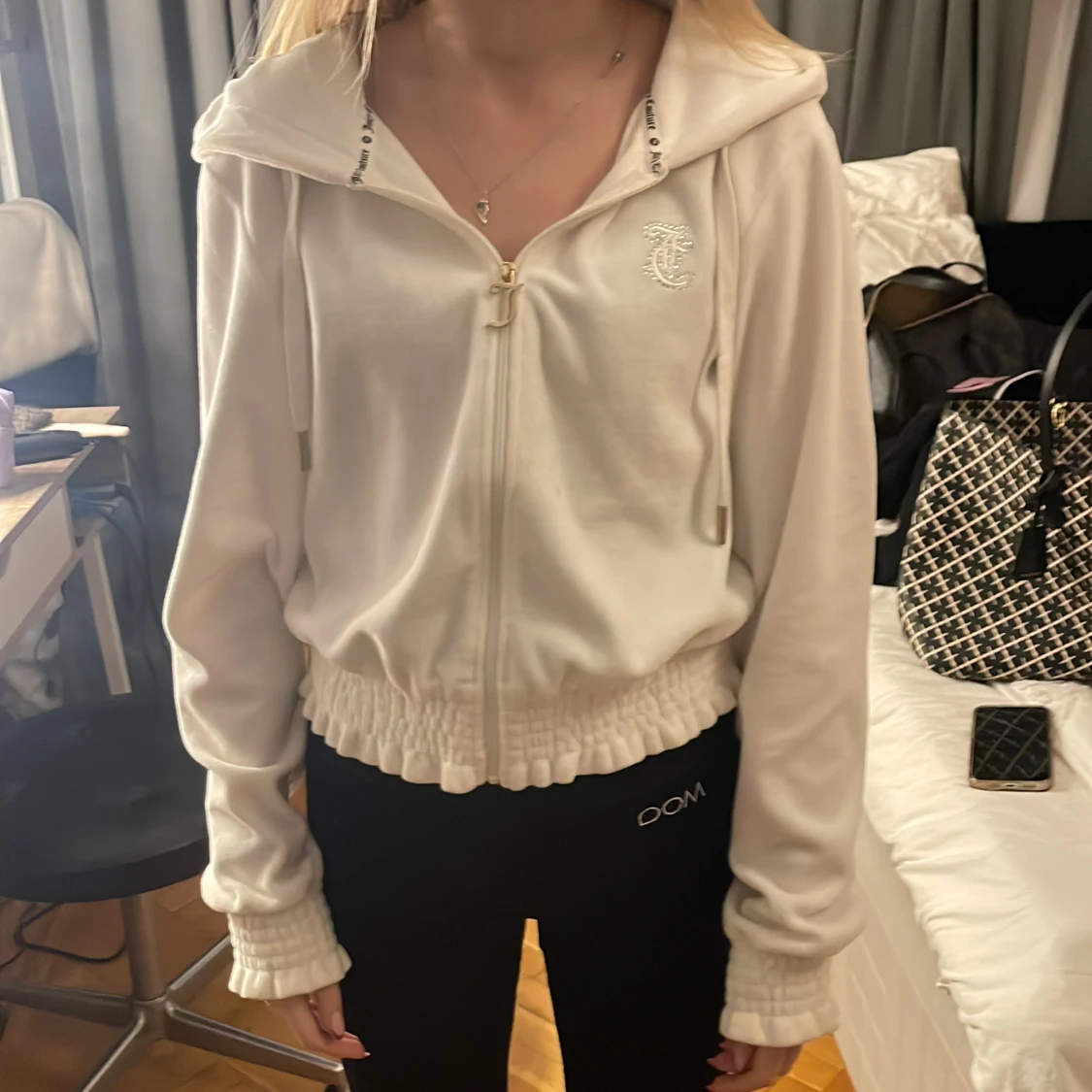 Vit hoodie från Juicy Couture - 93