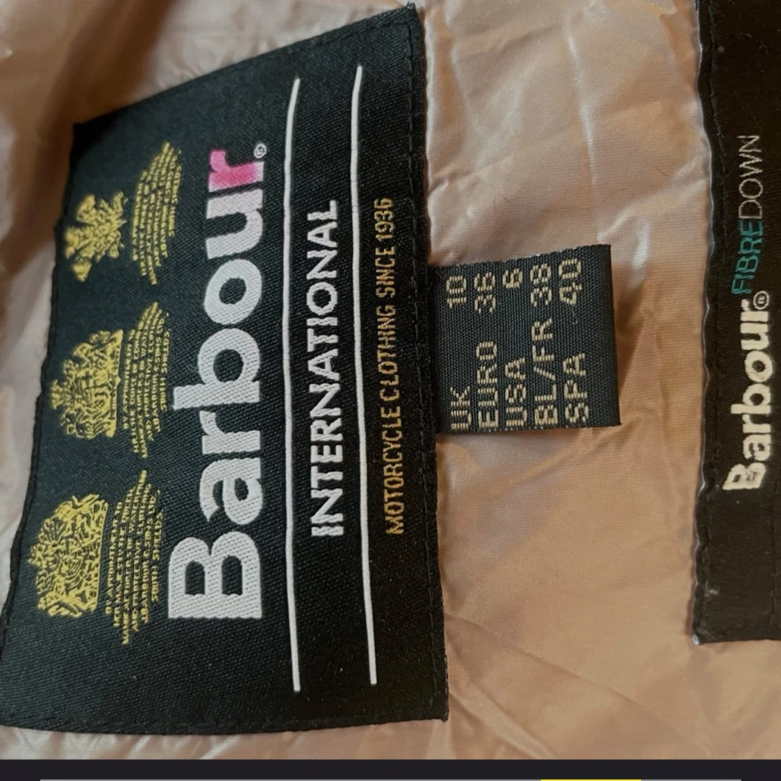 Beige fibredown jacka från Barbour International - 93