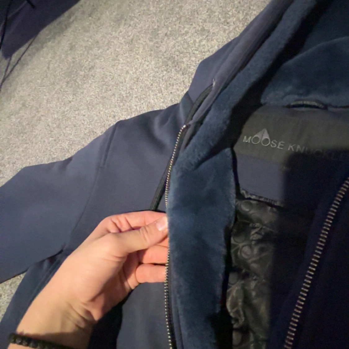 Mörkblå jacka från Moose Knuckles - 90