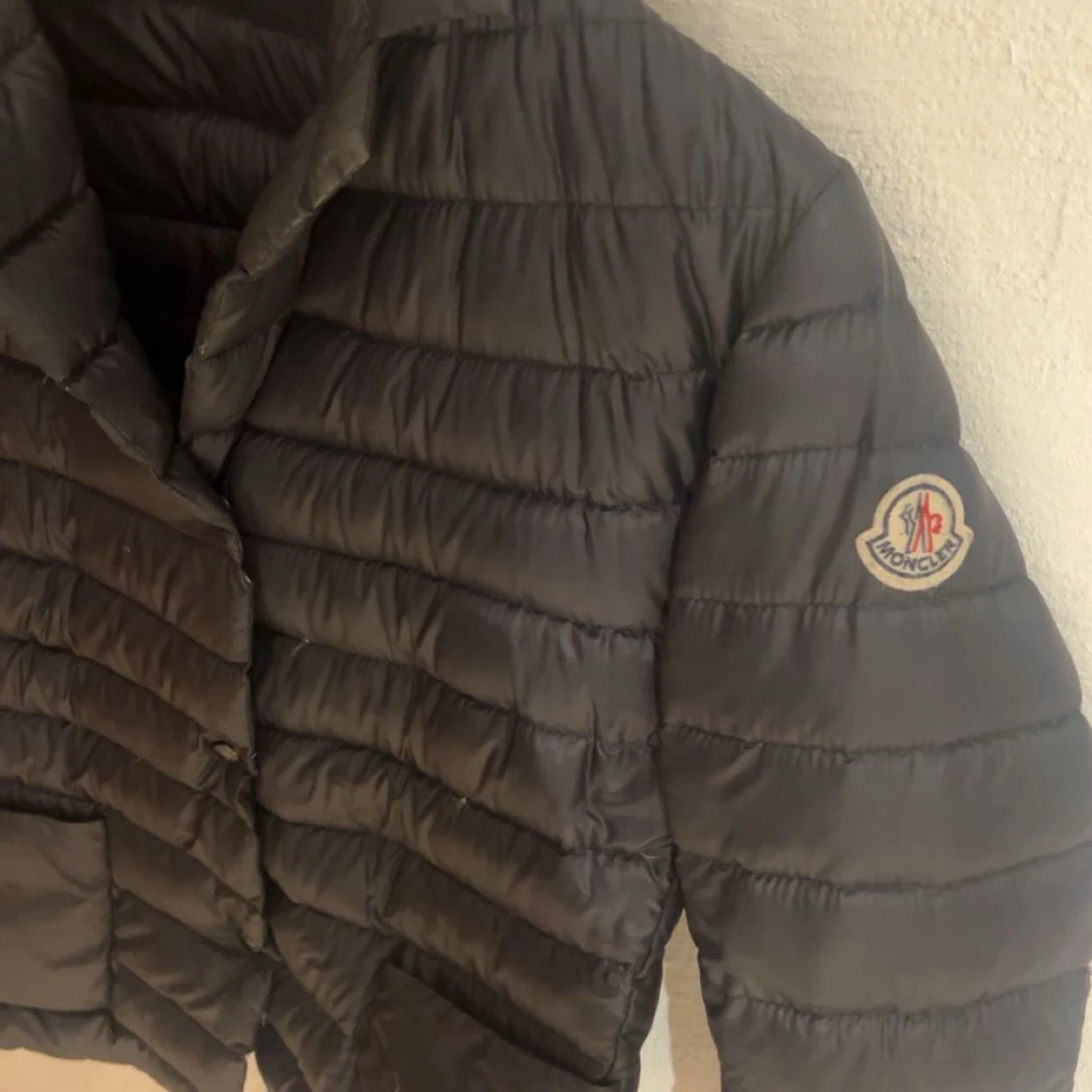 Svart dunjacka från Moncler - 1