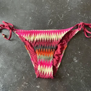 Missoni vibe bikini - Superfin bikini i S!!