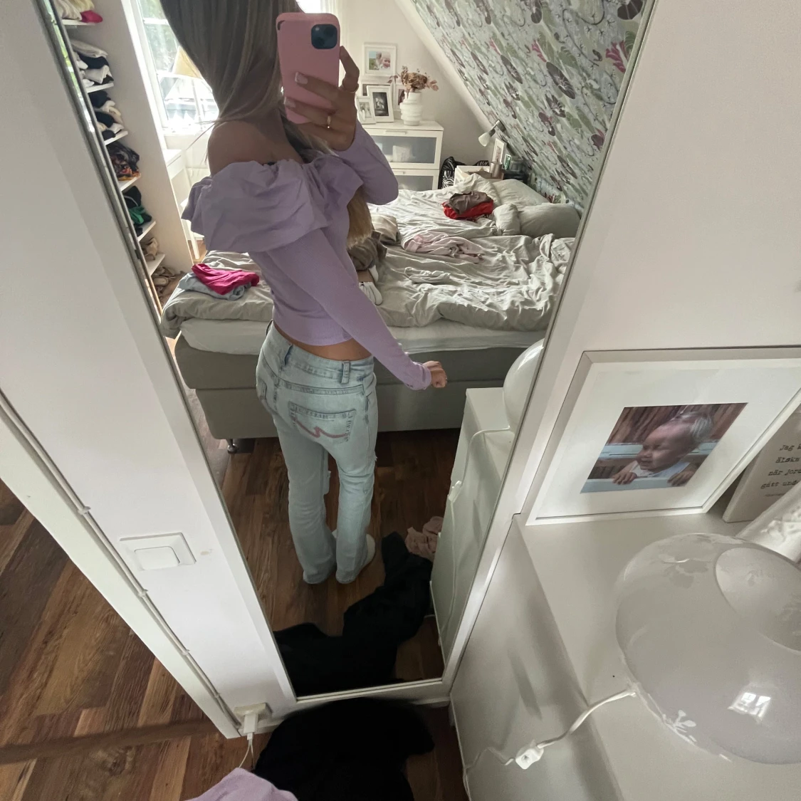 Lila offshoulder topp med volang - 1