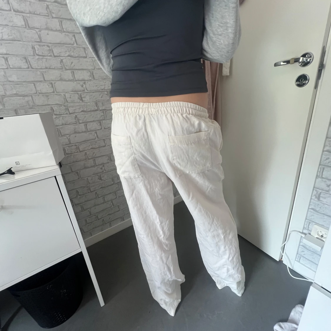 Vita linnebyxor med resårmidja - 1