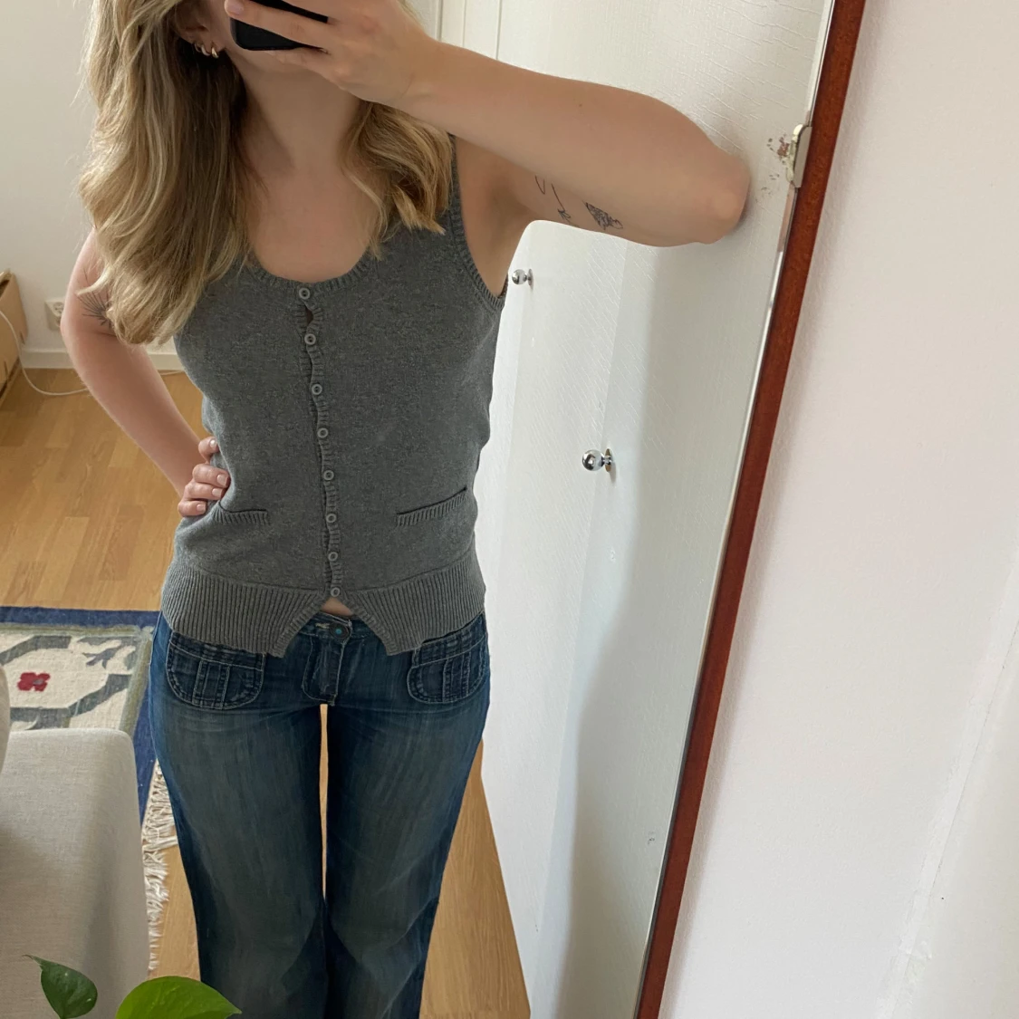 Grå stickad topp - 1