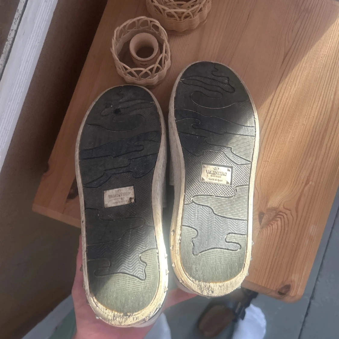 Valentino Garavani svartvita sneakers - 3