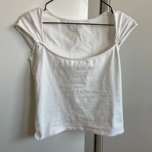 Brandy topp - Superfin topp från brandy. Endast använd fåtal gånger innan. Storleken är onesize.