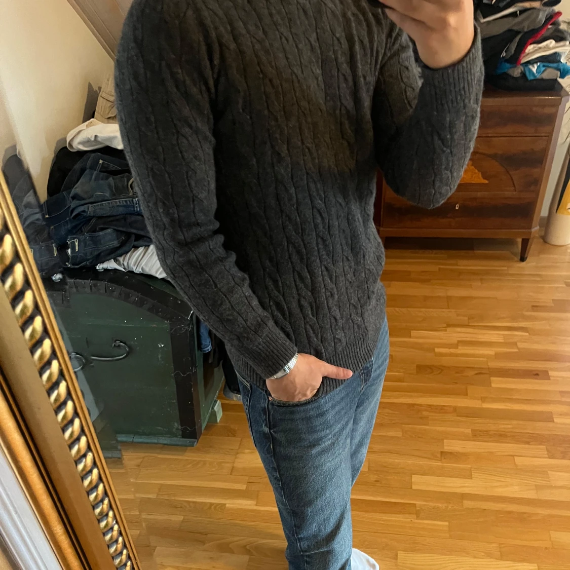 Mörkgrå kabelstickad - 1