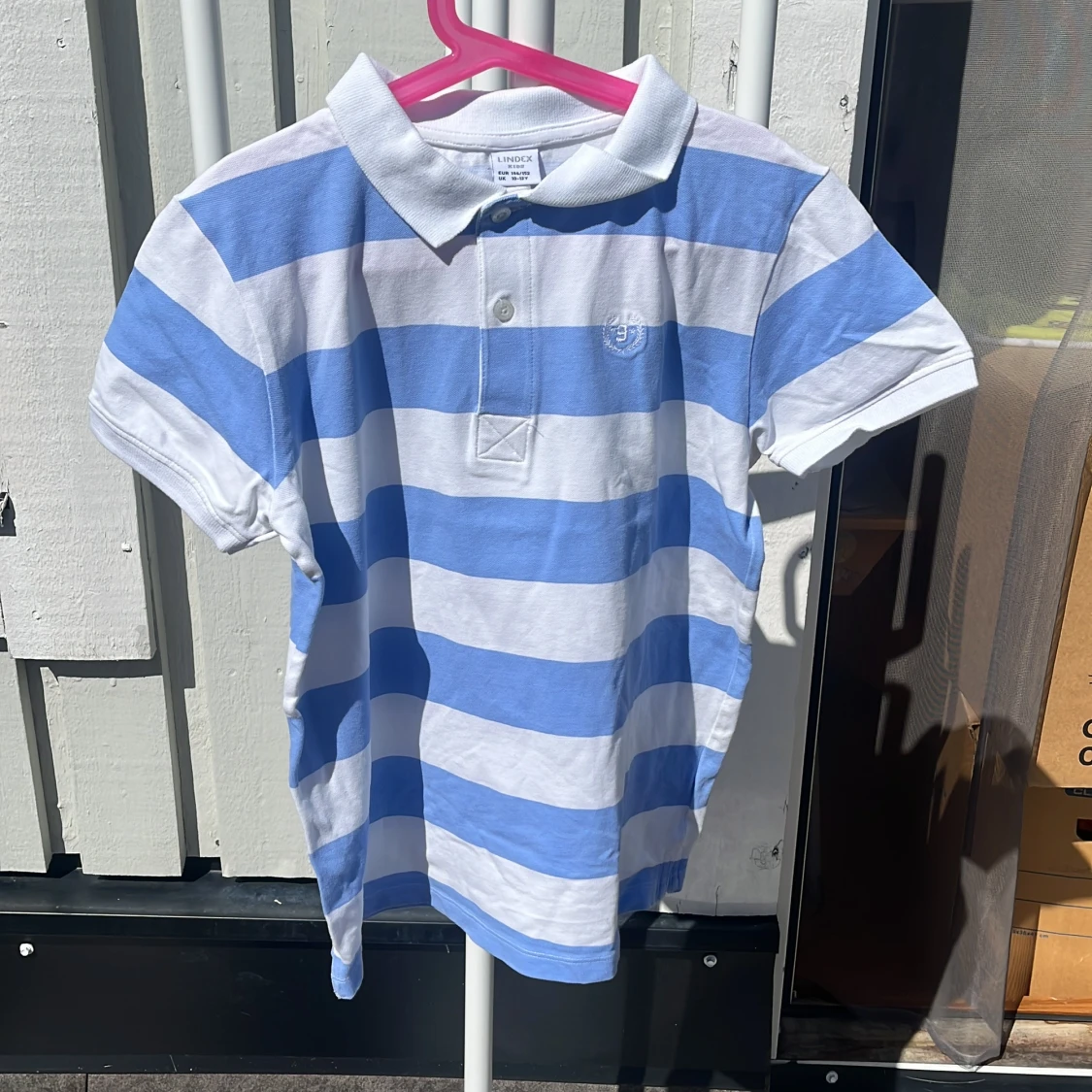 Randig pikétröja från Lindex blå/vit