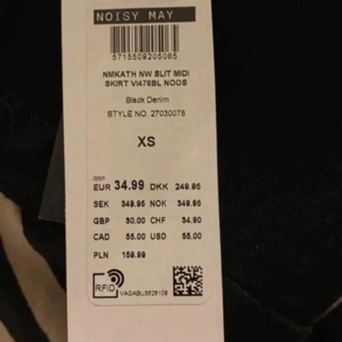 Svart lång Jeanskjol!  - 2