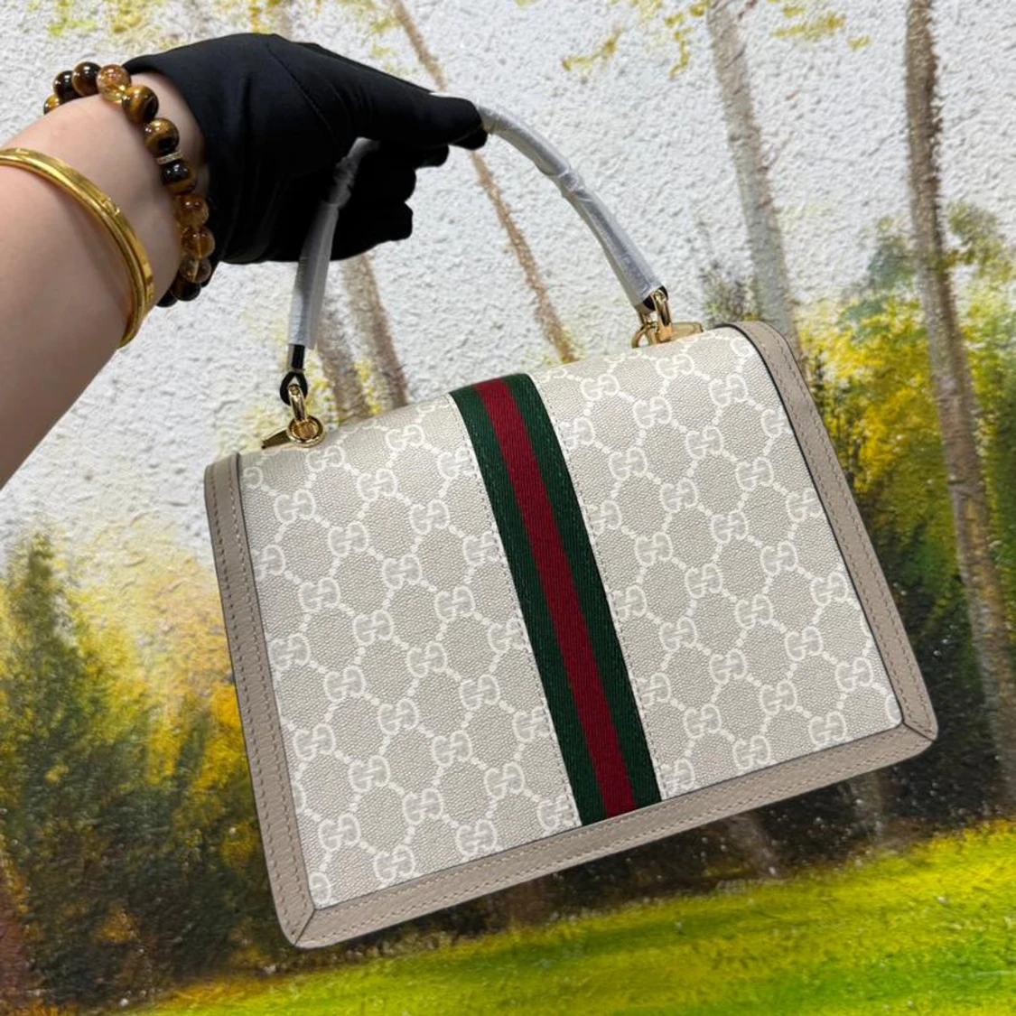 Guci beige handväska med GG-mönster - 1