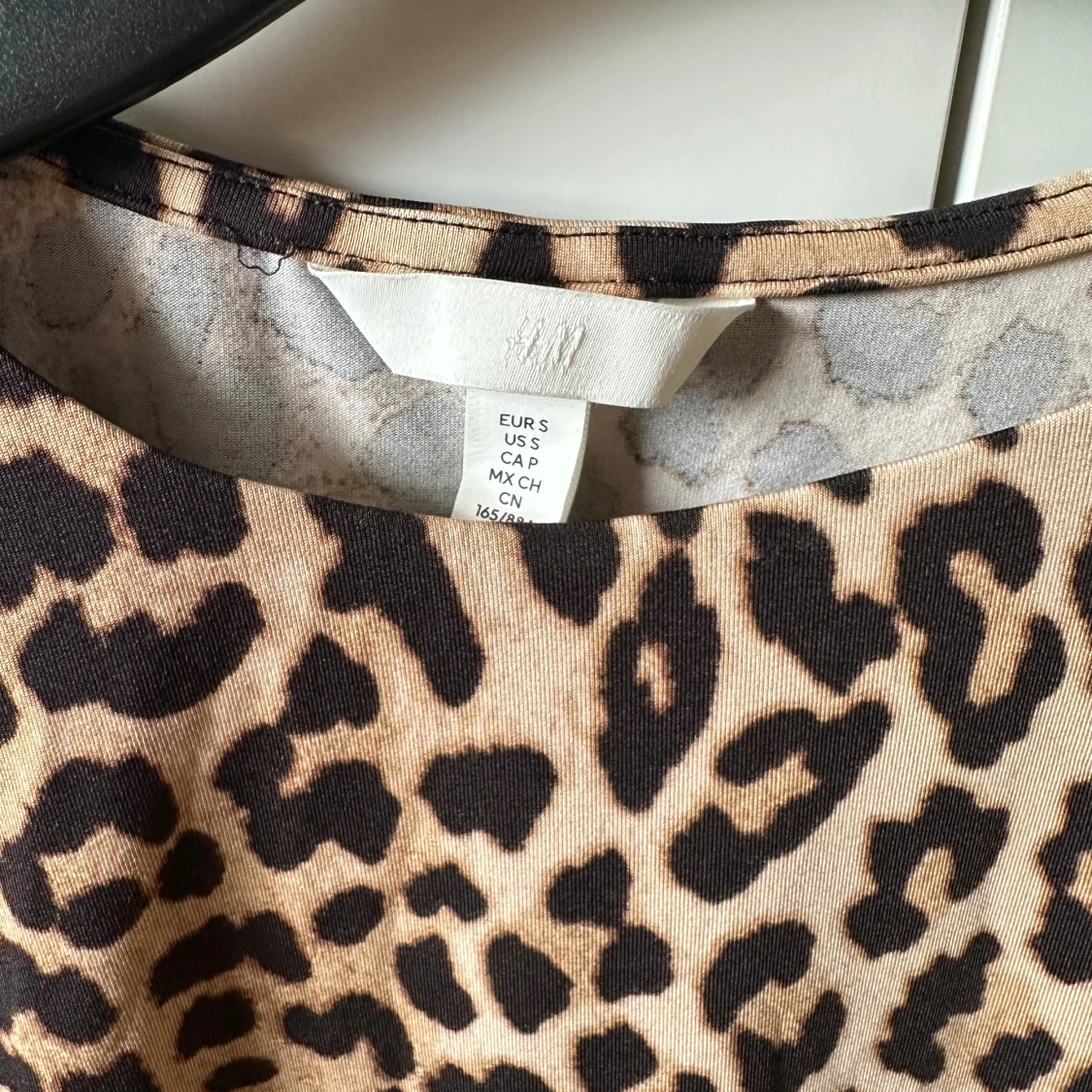 Leopardmönstrad långärmad topp H&M - 1